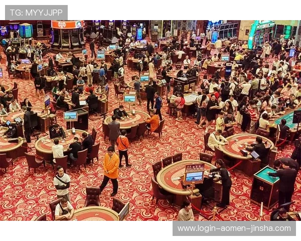 澳门娱乐体验指南：带你玩转赌场、表演和特色美食的完美结合